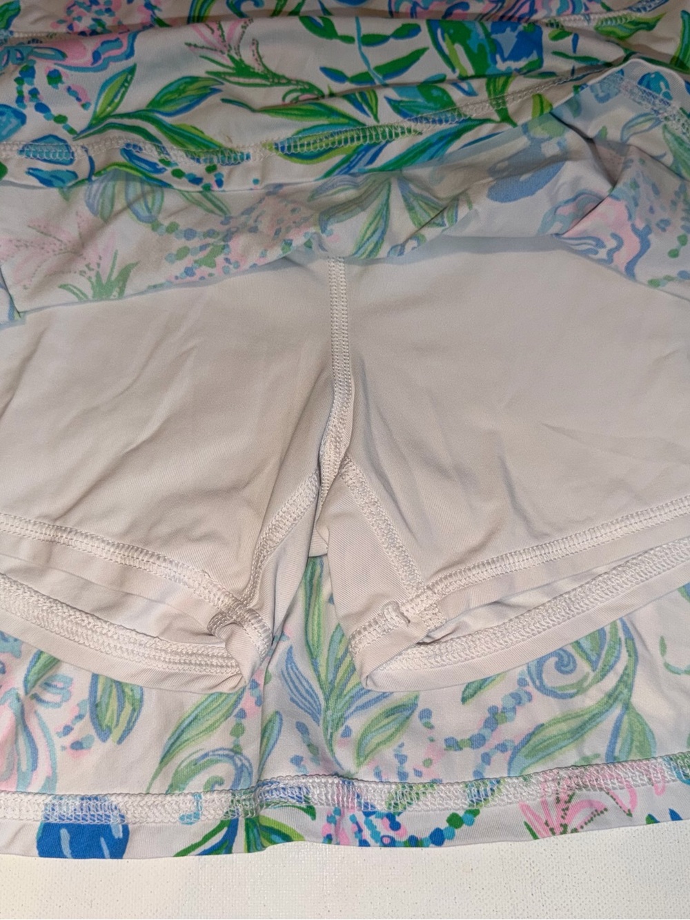 Lilly Pulitzer Aila Luxletic Skort UPF 50+ Resort White Just a Pinch Medium - Picture 6 of 11